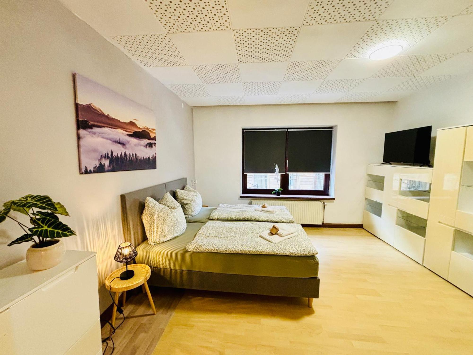 Harmony - Ganzes Appartement 3 Schlafzimmer City ไมนิงเงิน ภายนอก รูปภาพ